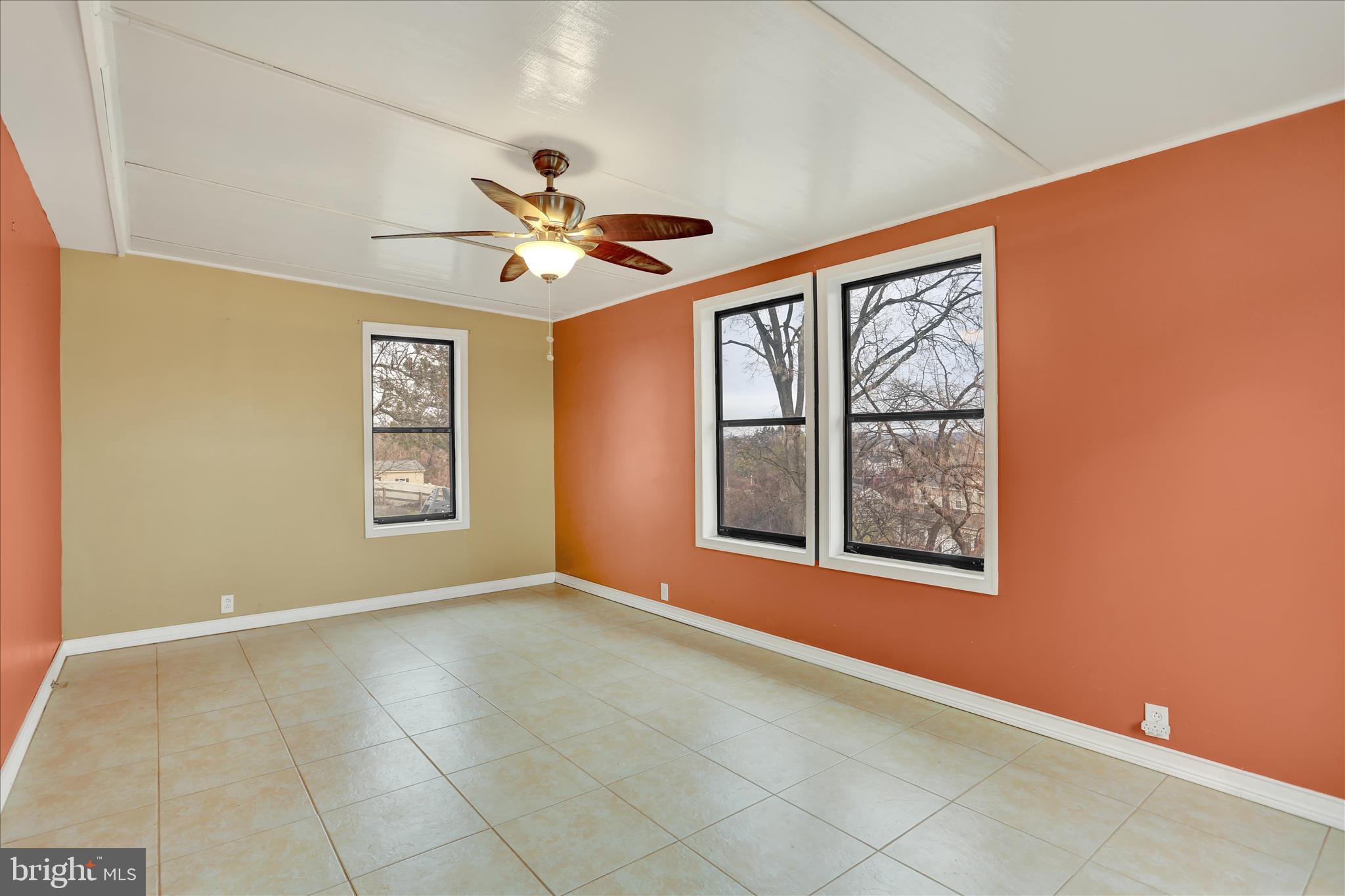 WELSH WOODS - Residential