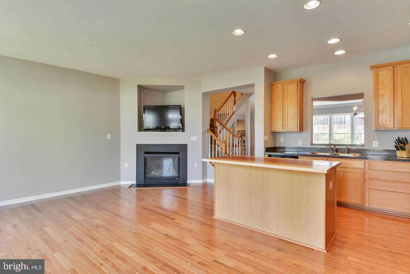 PORT POTOMAC - Residential Lease