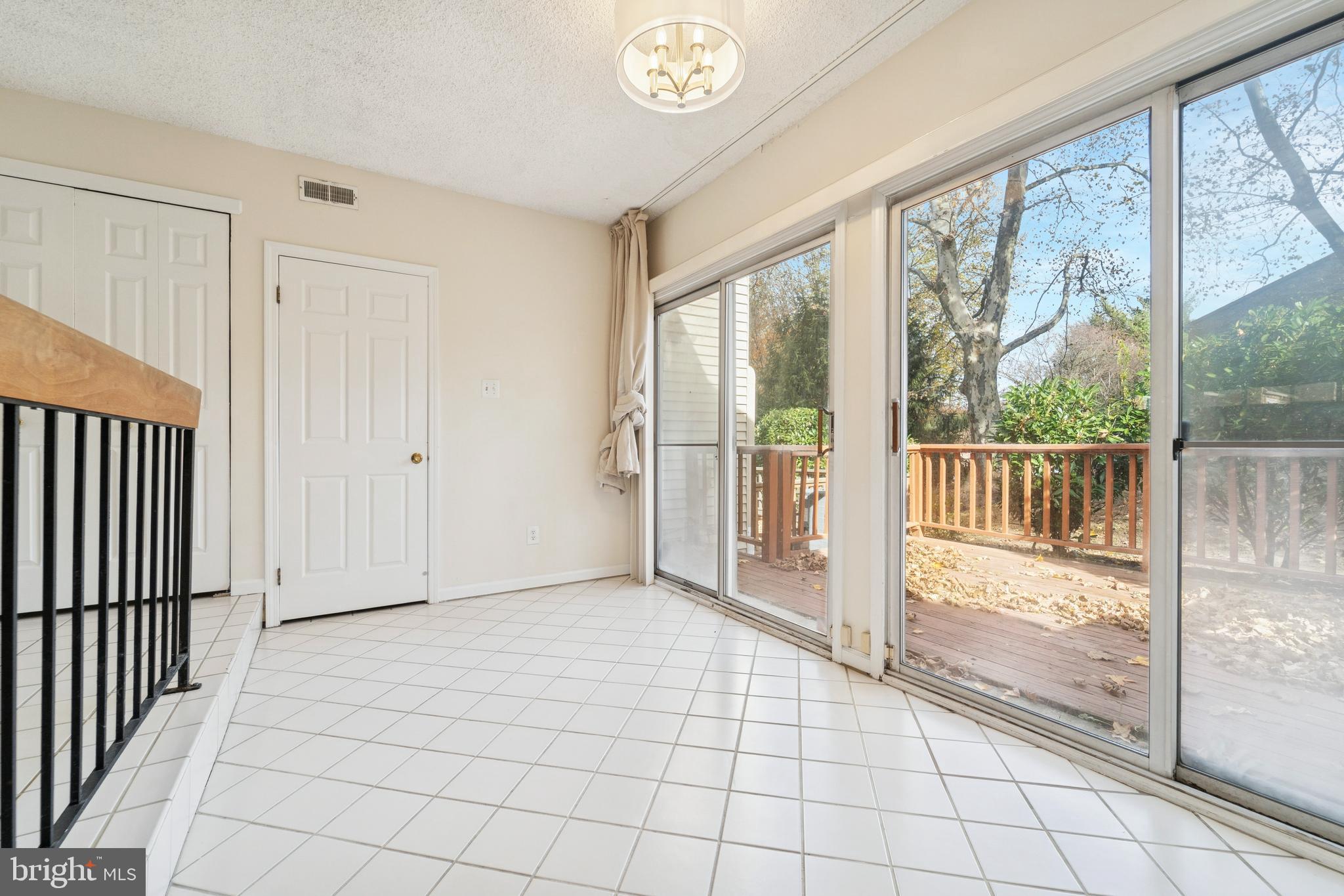 CHESTERBROOK - Residential