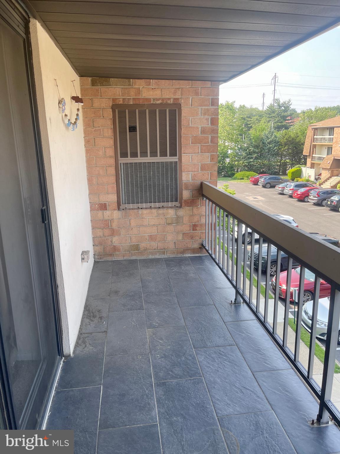 DELAIRE LANDING - Residential