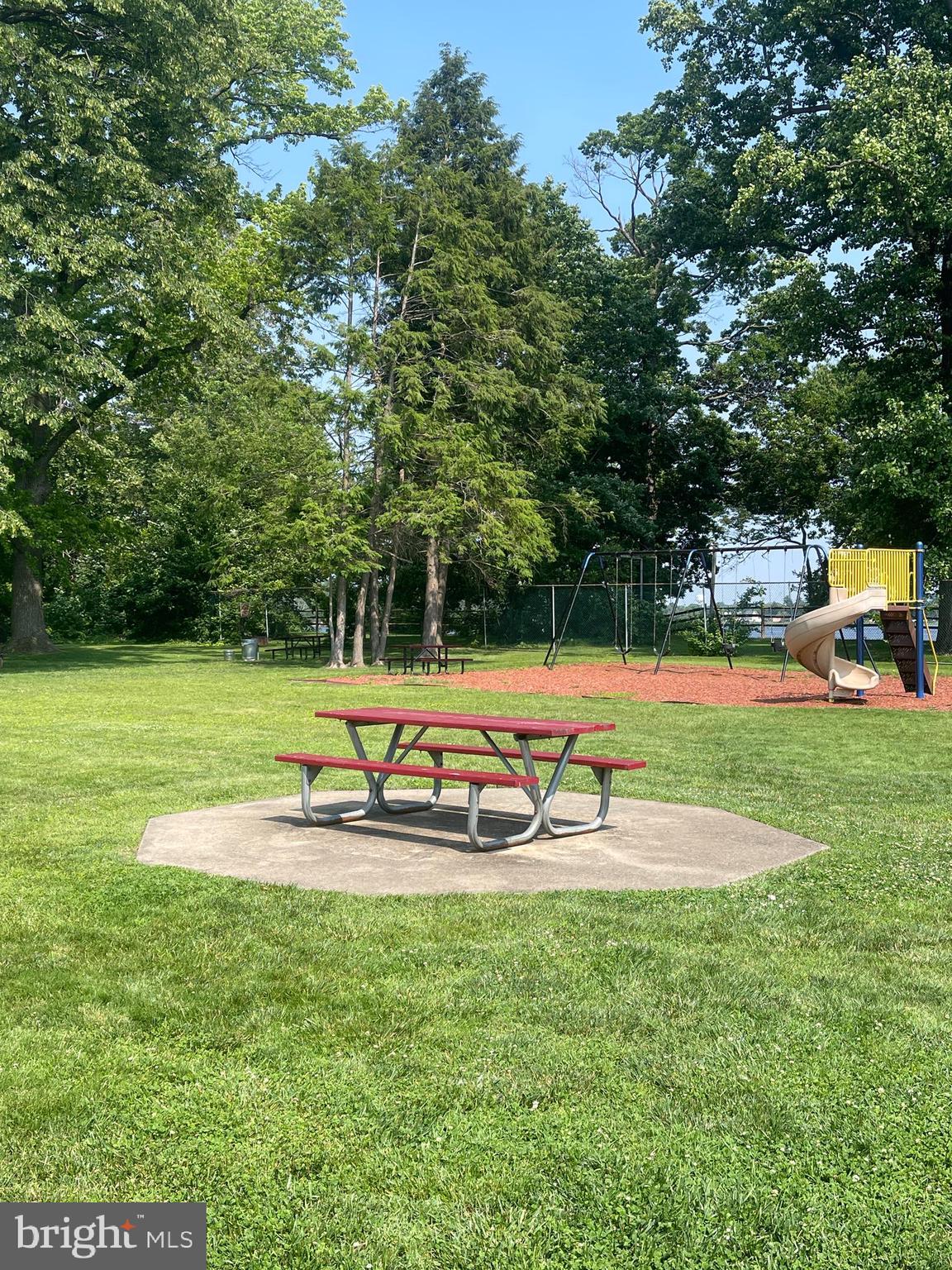 DELAIRE LANDING - Residential