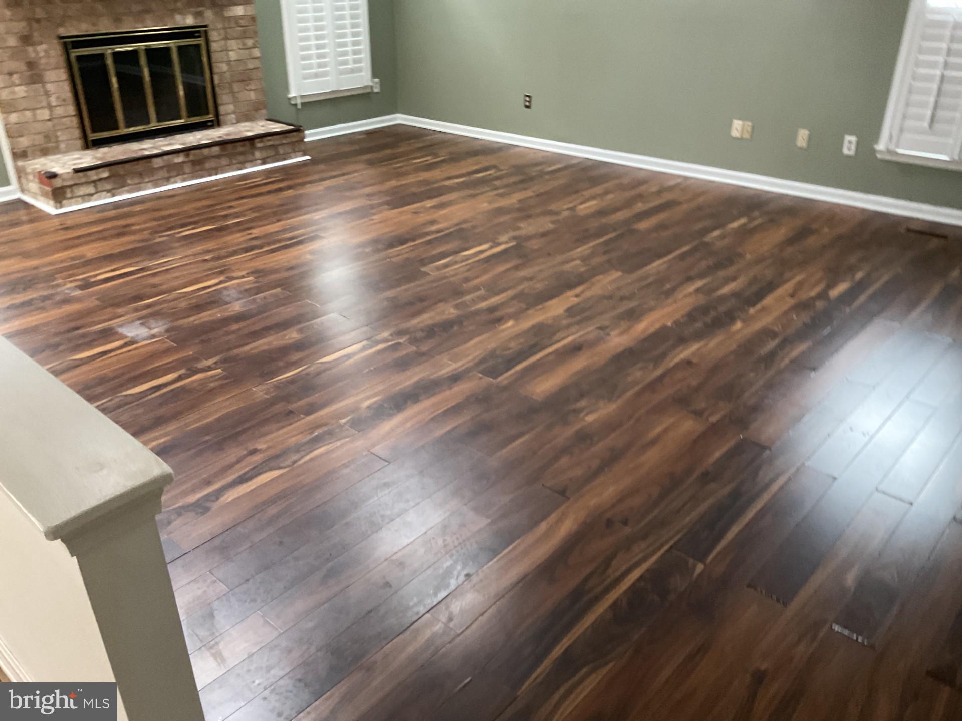 HUNTERS GLEN - Residential