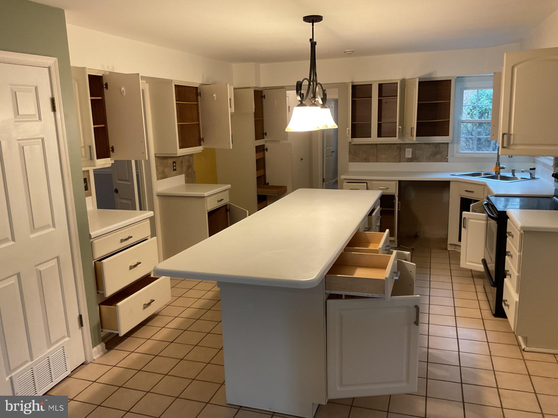 HUNTERS GLEN - Residential