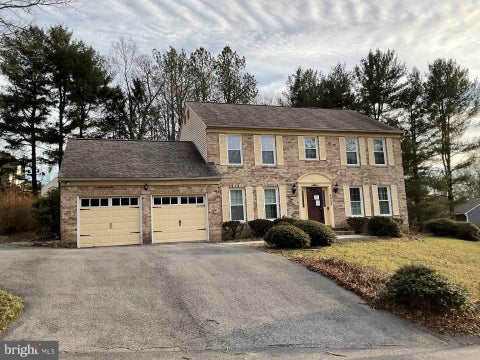 Homes For Sale - 4005 Long Lake Drive<br/> OWINGS MILLS, MD 21117