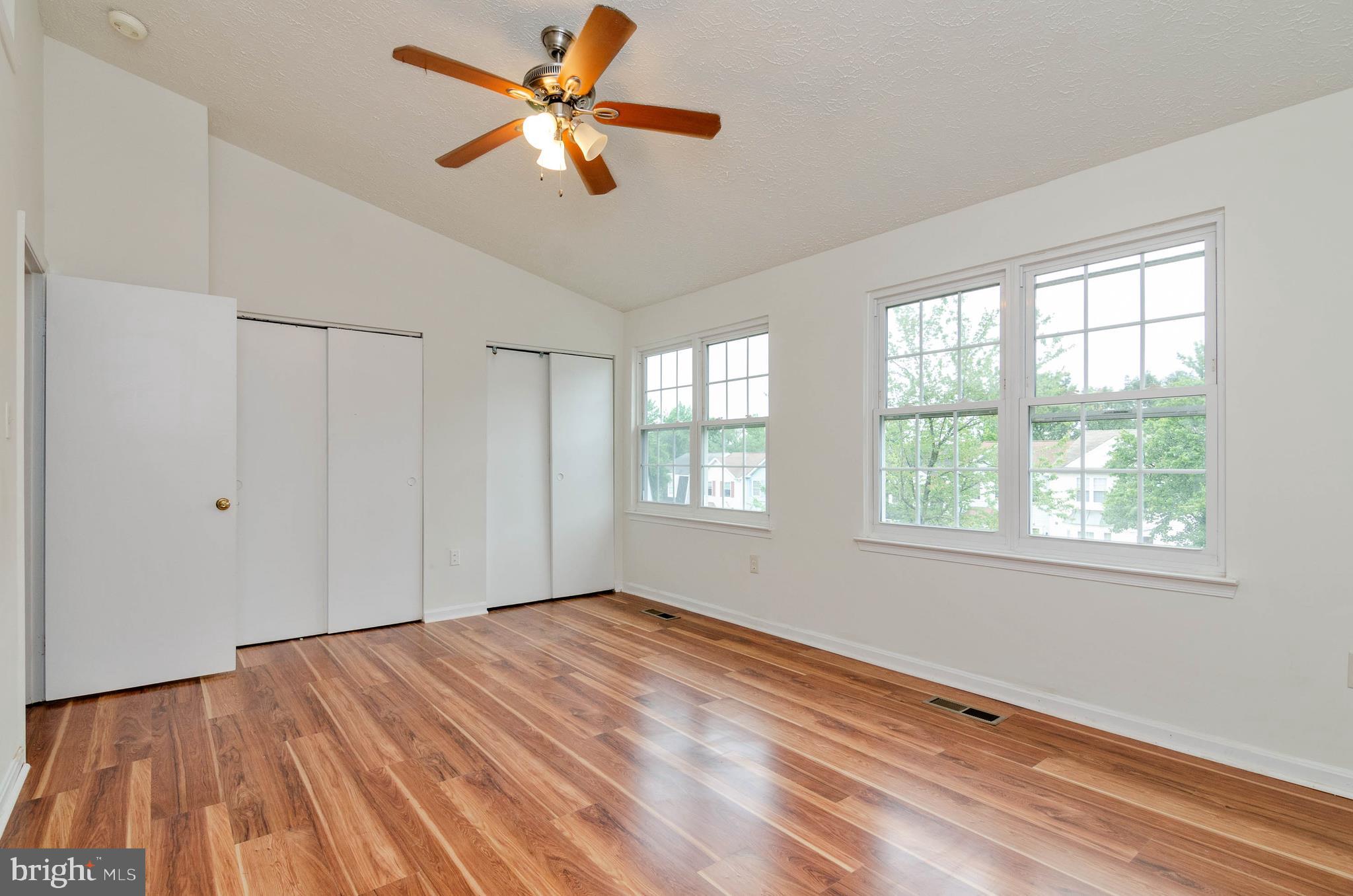 GLEN ORA PLAT 12 - Residential