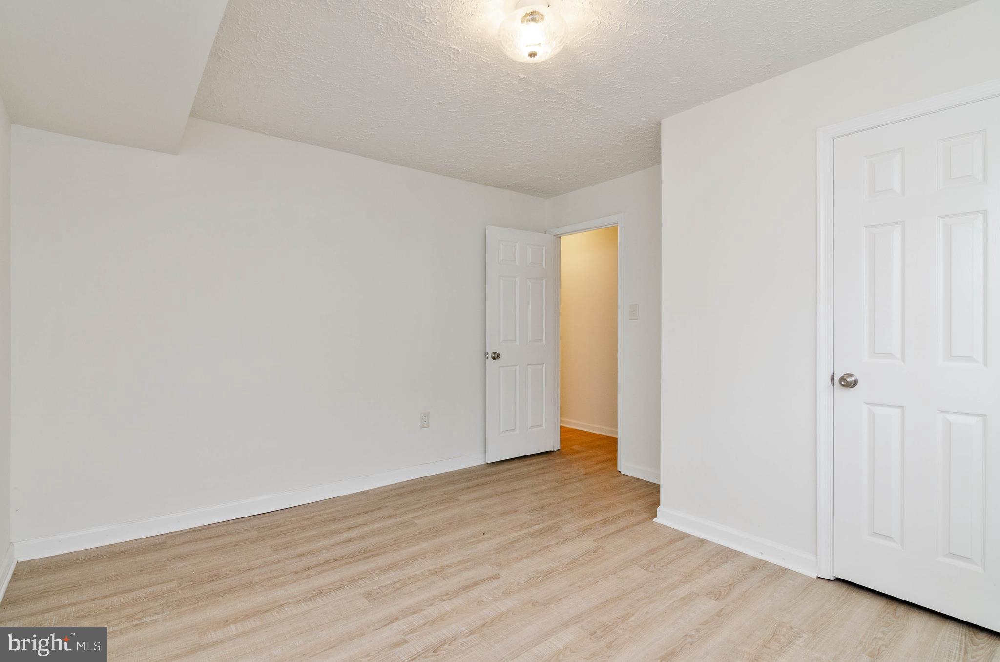 GLEN ORA PLAT 12 - Residential