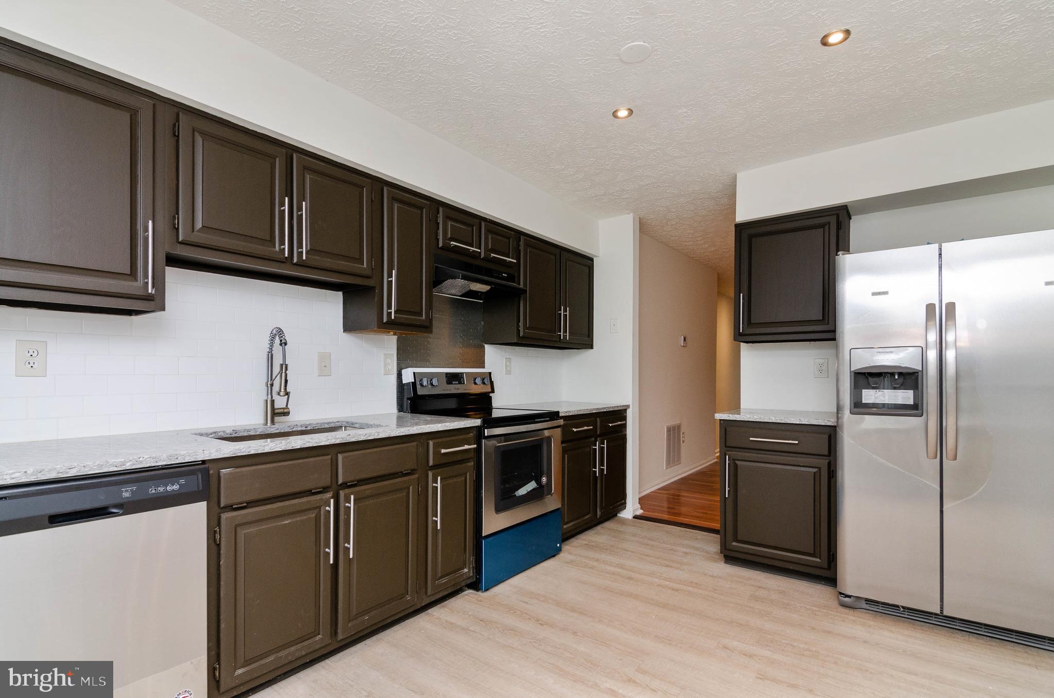 GLEN ORA PLAT 12 - Residential