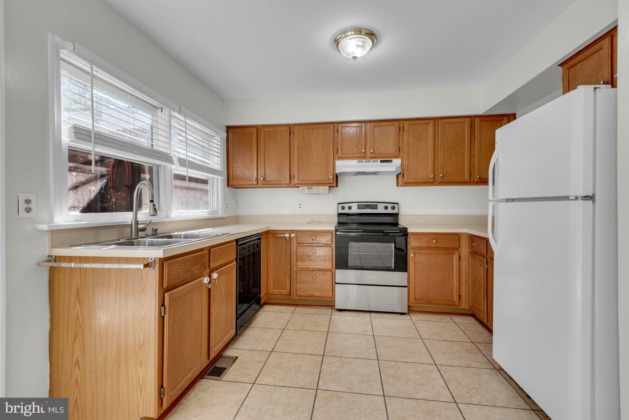 FOREST GLEN - Residential Lease