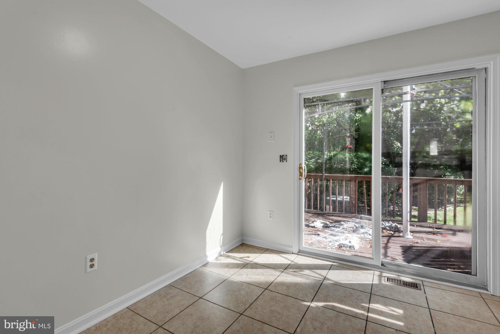 FOREST GLEN - Residential Lease