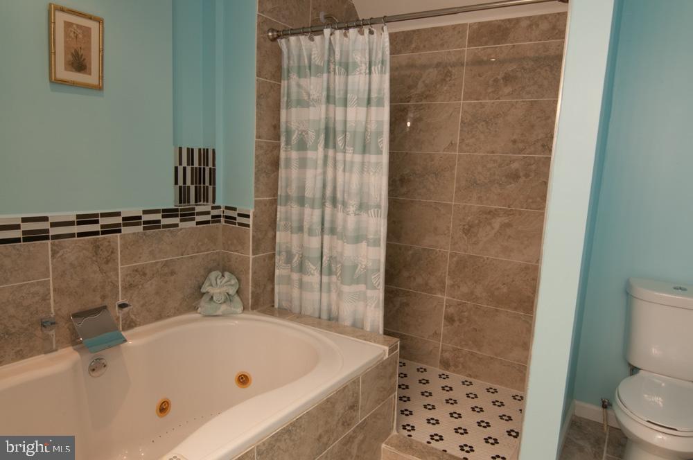 TANTALLON ON THE POTOMAC - Residential