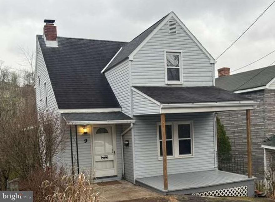 Great price in Cumberland for such a cute house on the Cul-de-sac. Two bedrooms  one full bath. seeing is believing. Great opportunity for investment property or summer house. Freshly painted with Water heater one year old.
