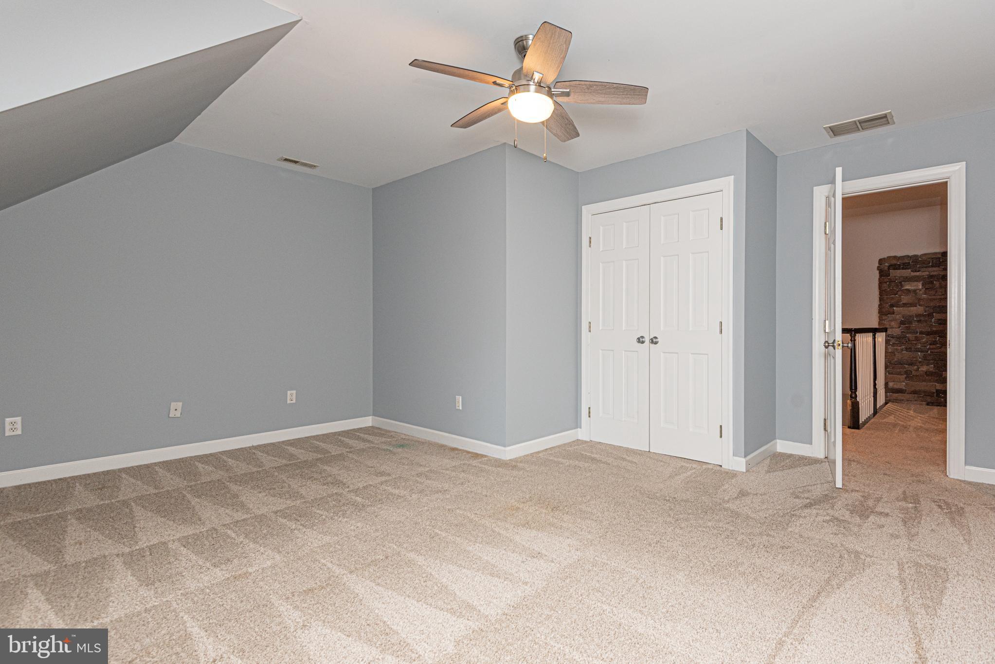 MALLARD CREEK - Residential