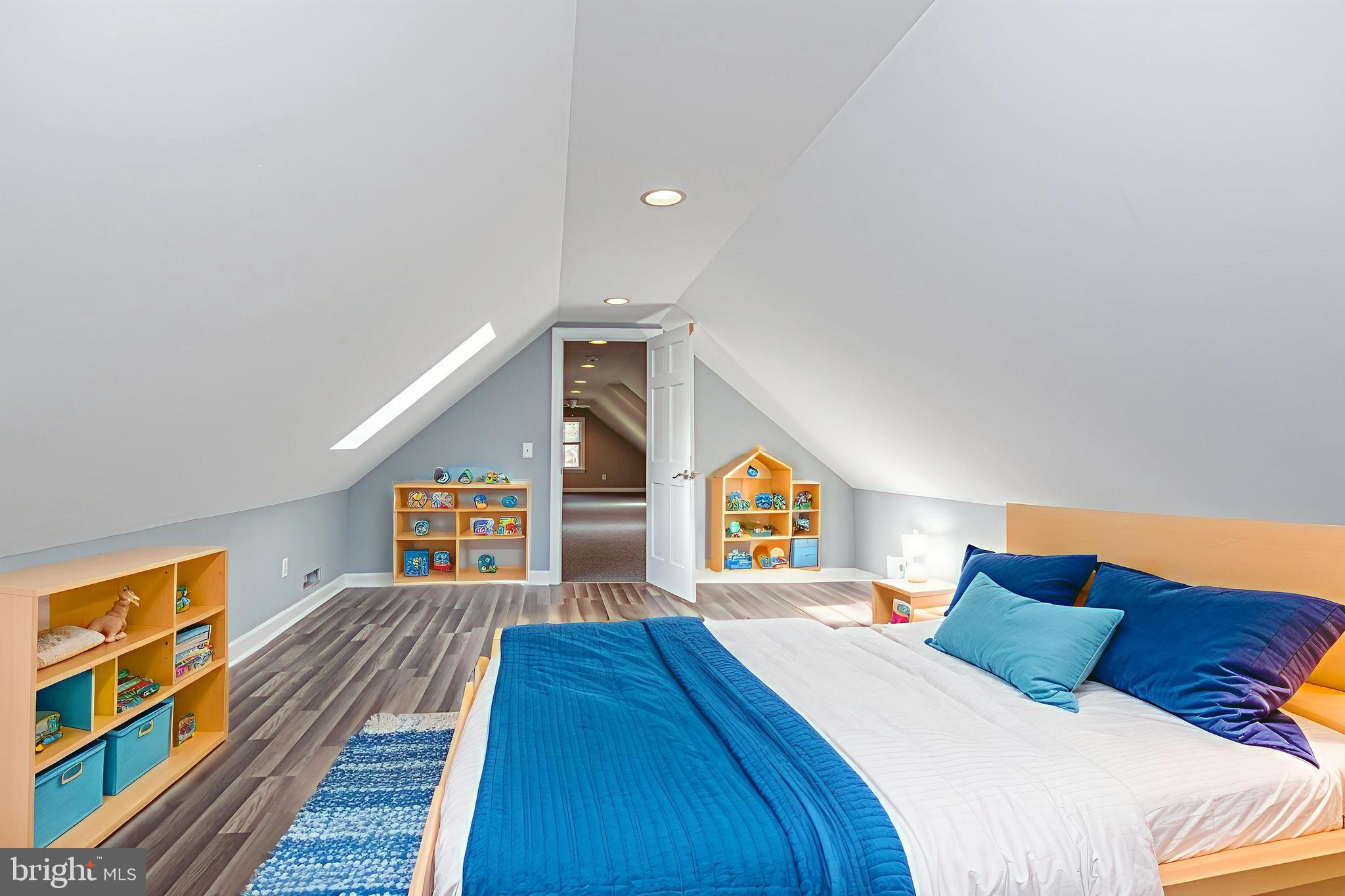 MALLARD CREEK - Residential