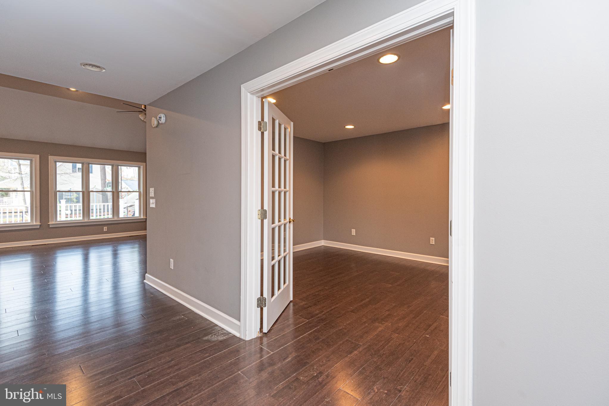 MALLARD CREEK - Residential