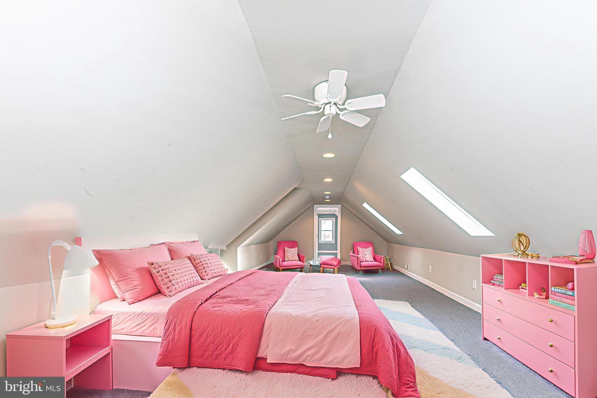 MALLARD CREEK - Residential