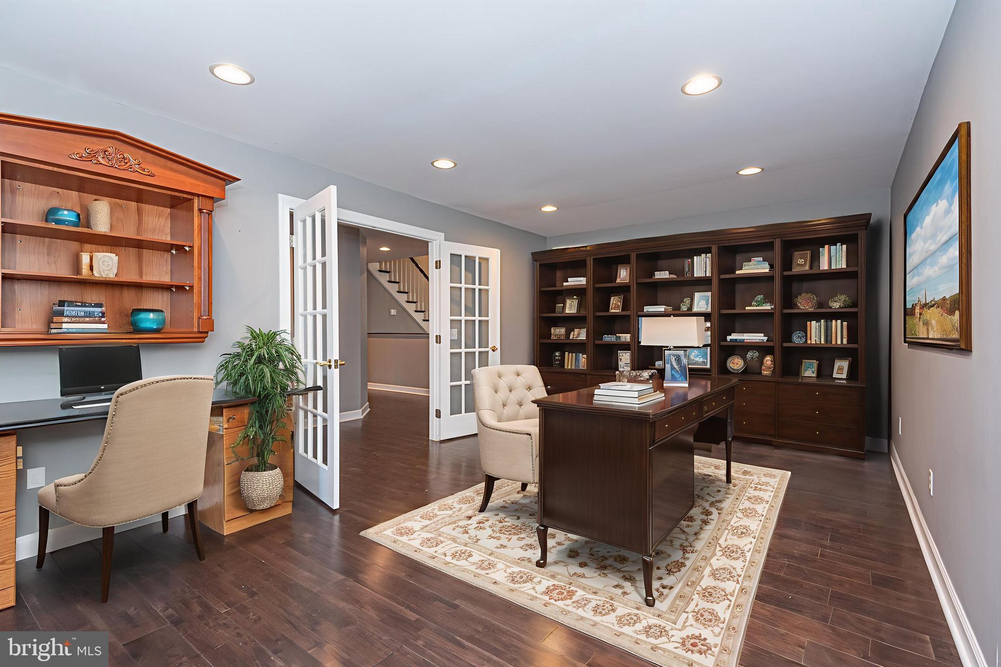 MALLARD CREEK - Residential