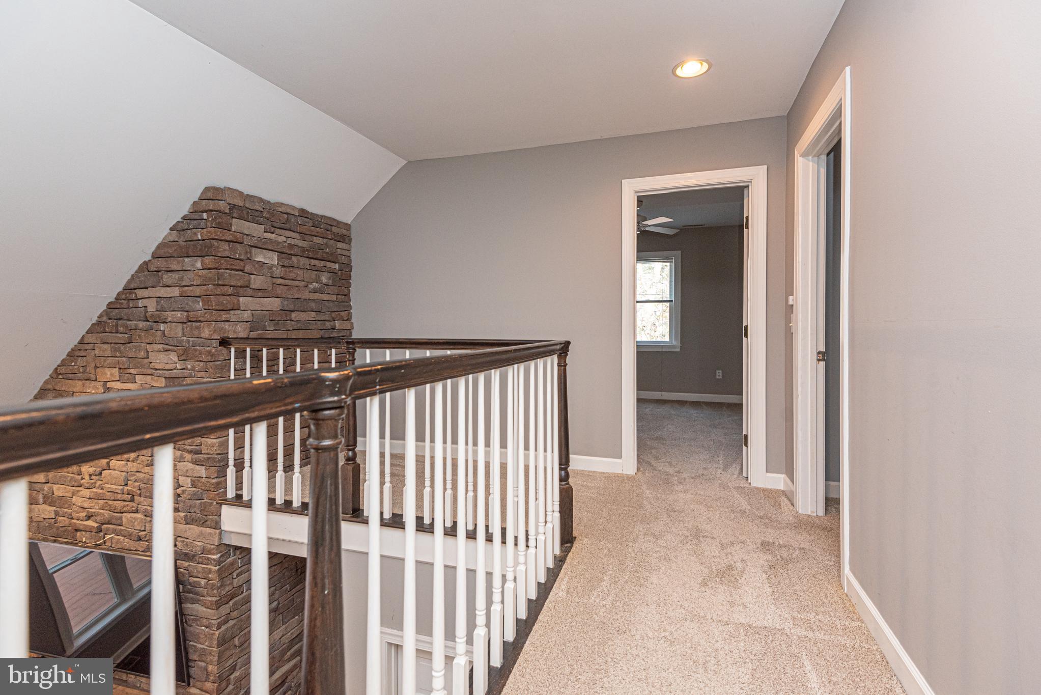 MALLARD CREEK - Residential