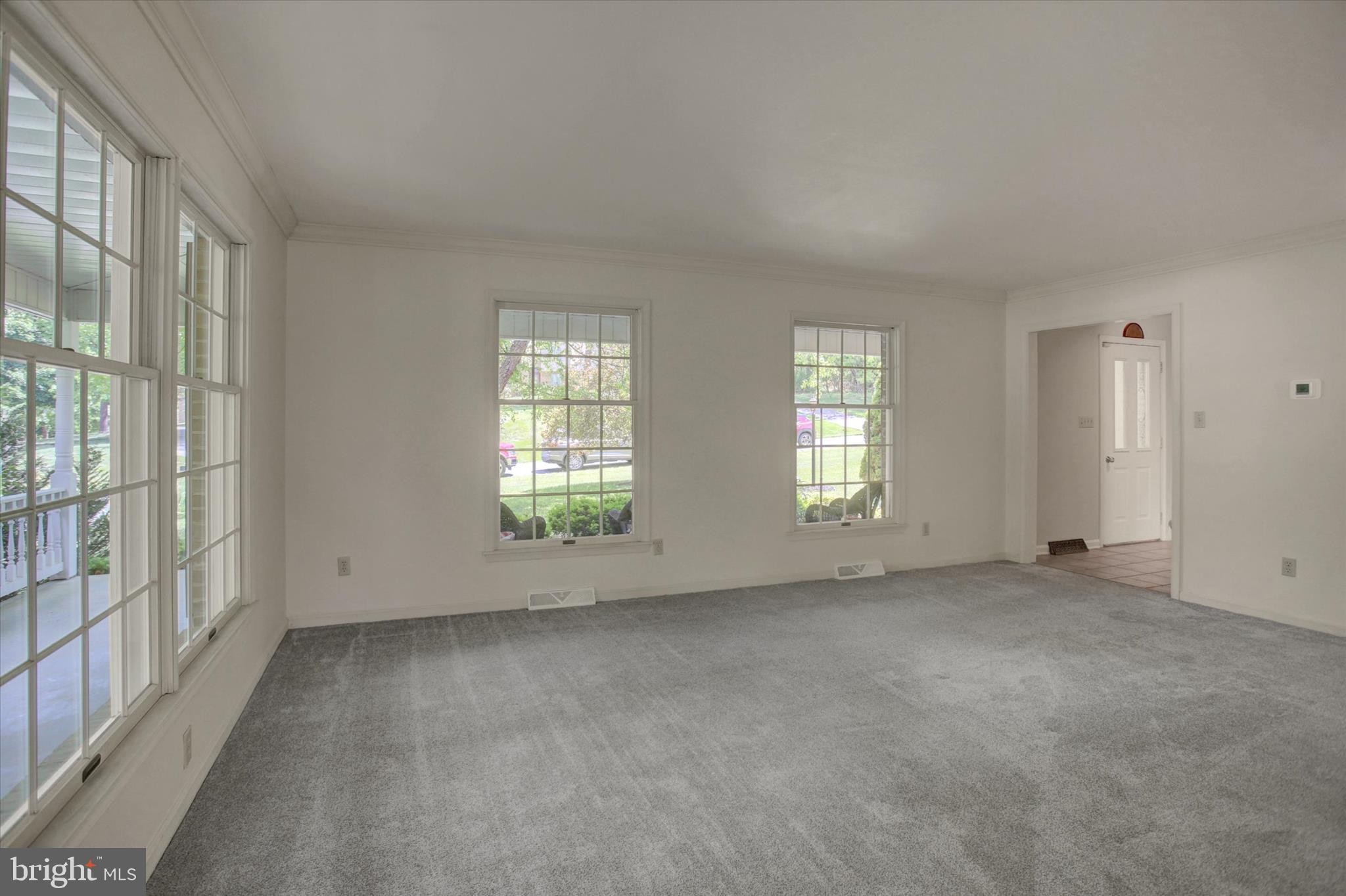 WOODCREST - Residential