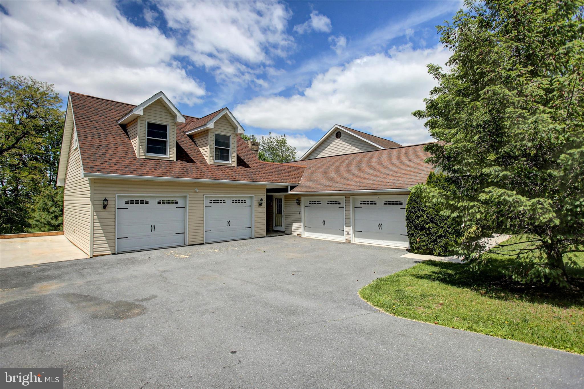 WOODCREST - Residential