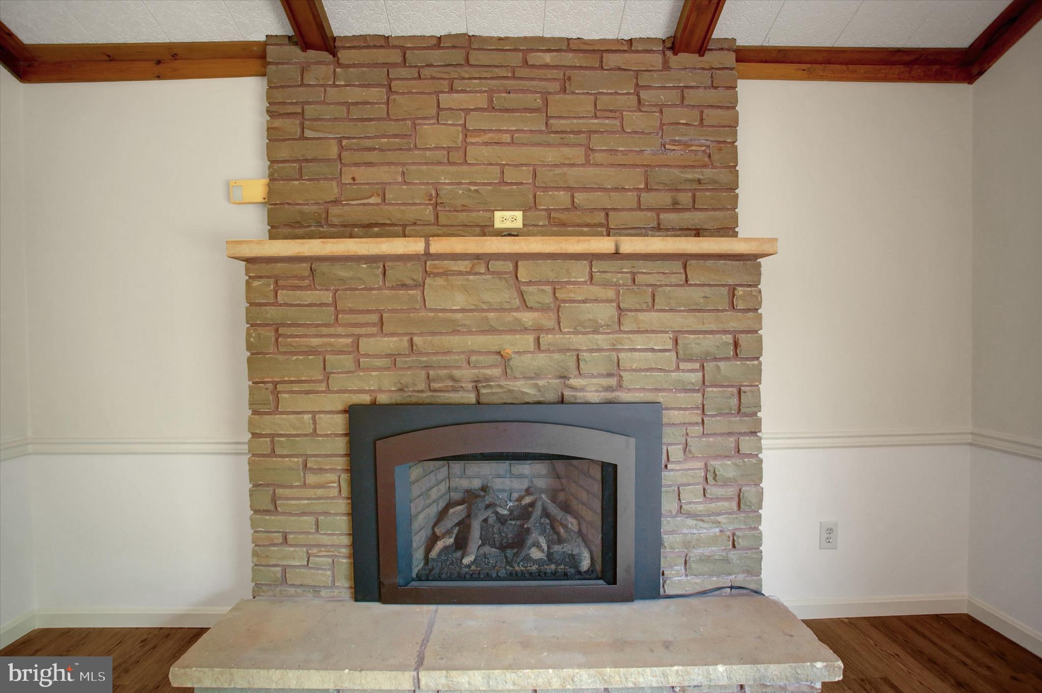 WOODCREST - Residential