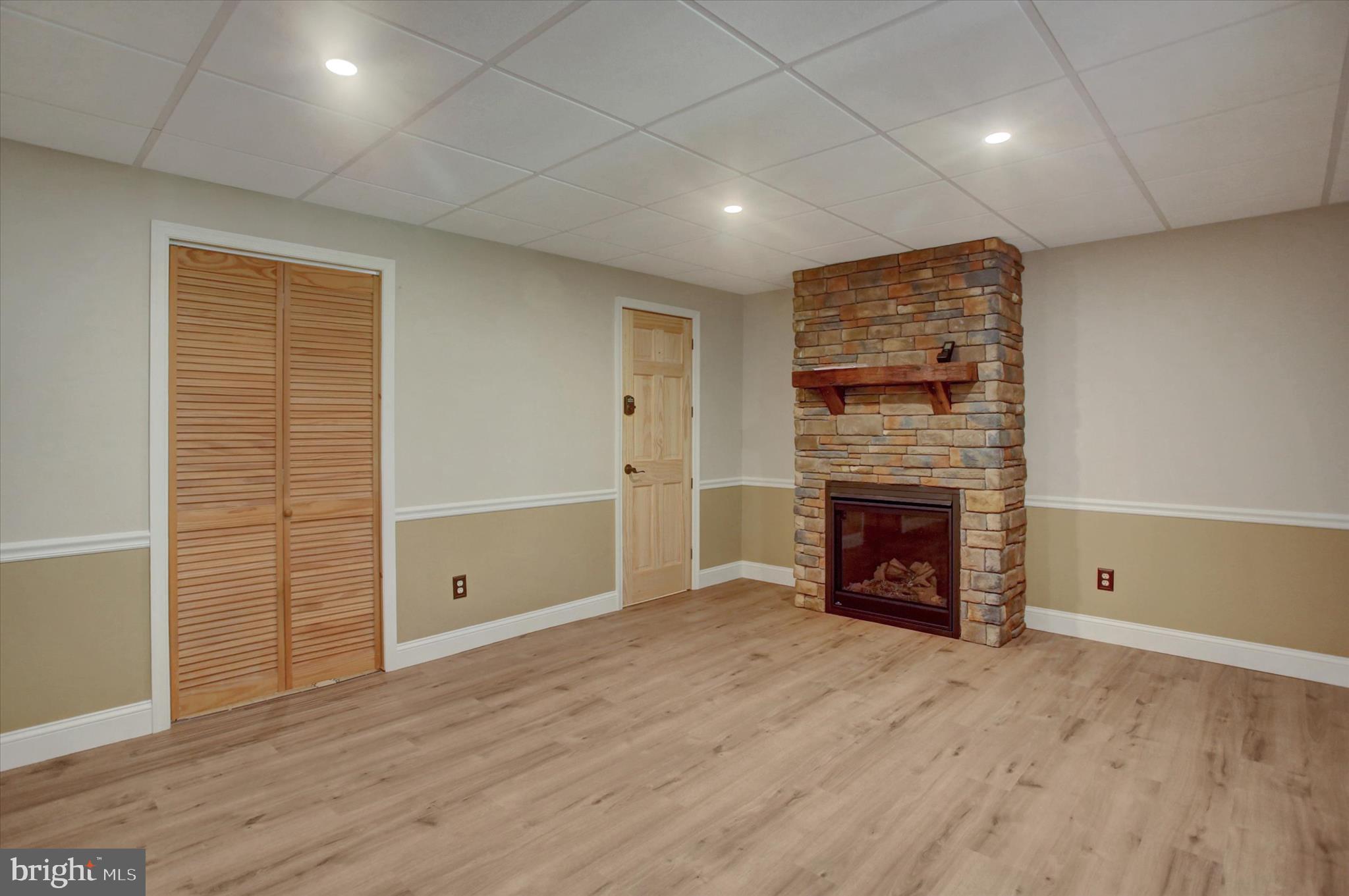 WOODCREST - Residential