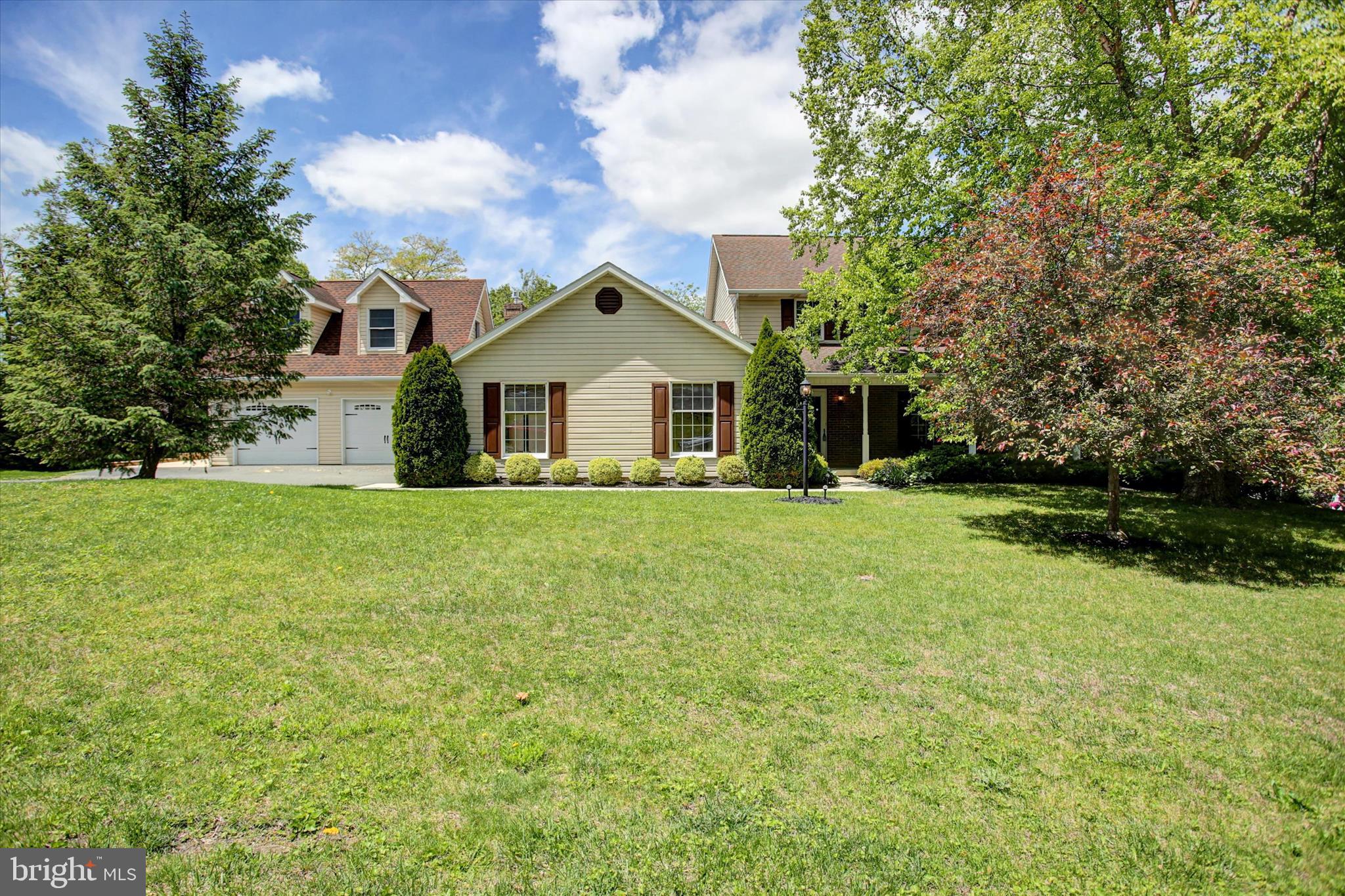 WOODCREST - Residential