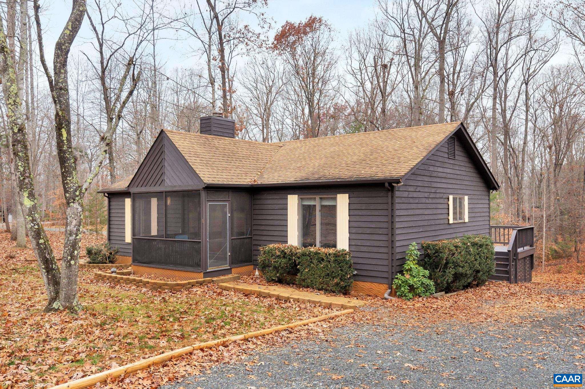 LAKE MONTICELLO - Residential