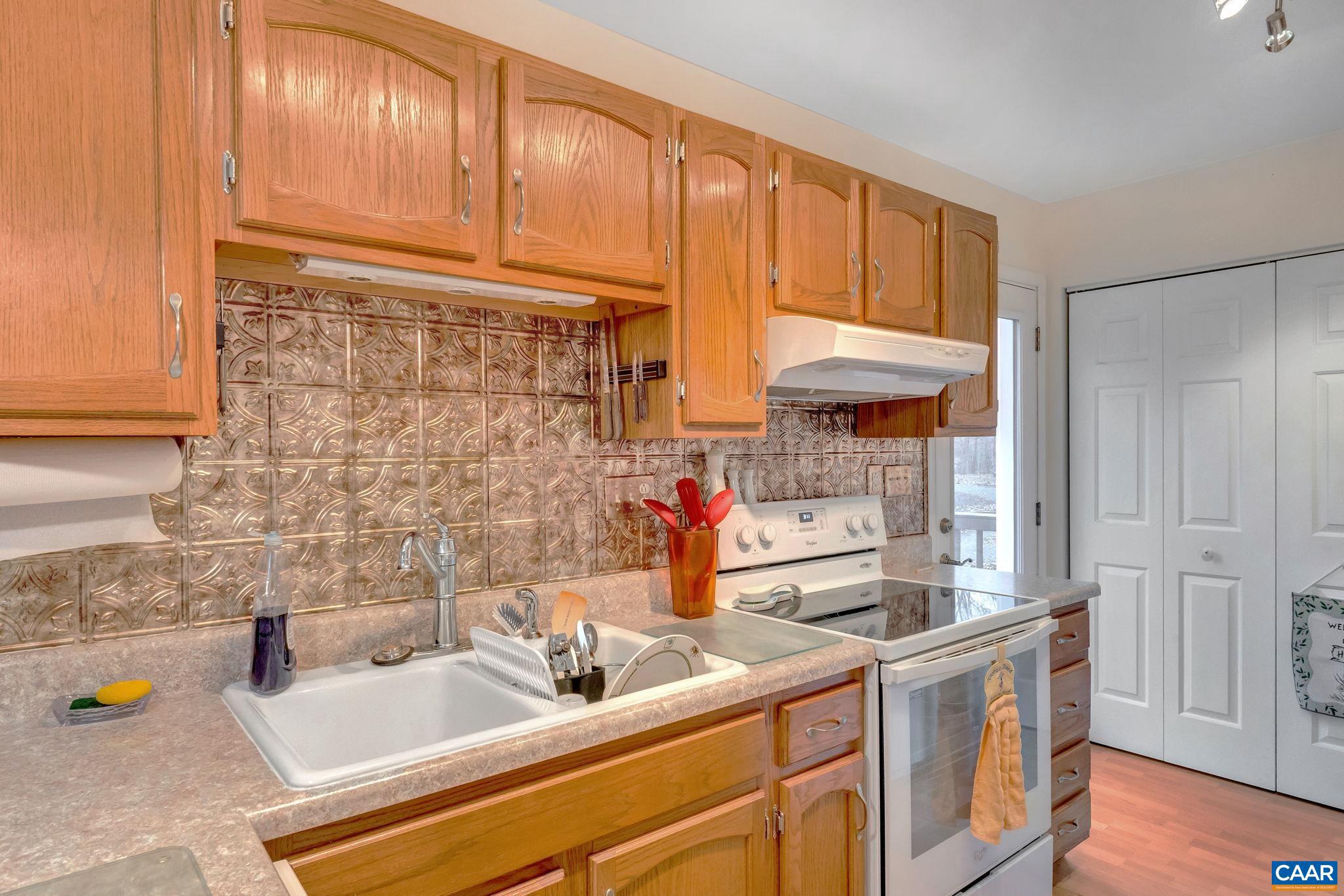 LAKE MONTICELLO - Residential