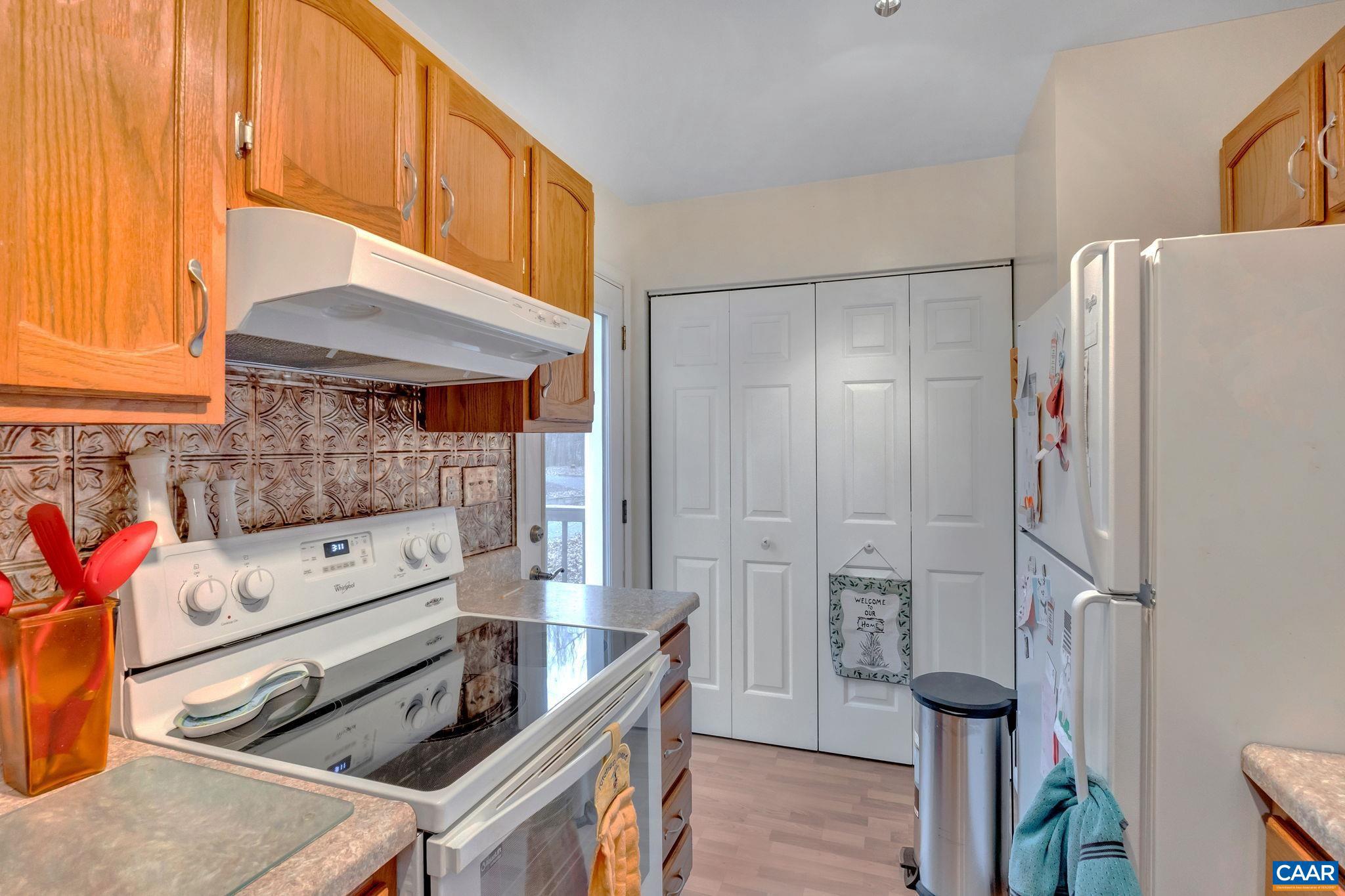 LAKE MONTICELLO - Residential