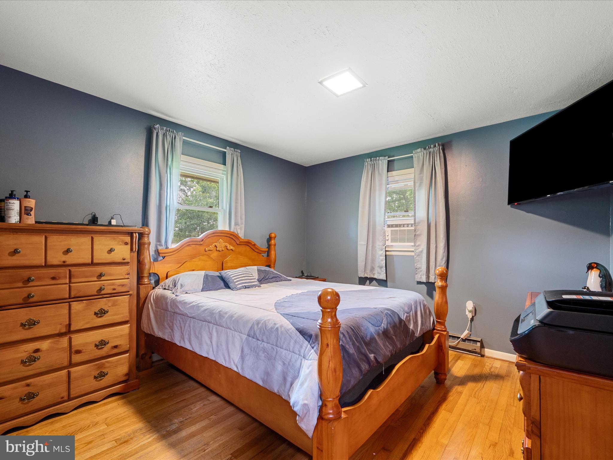 CREST VIEW - Residential