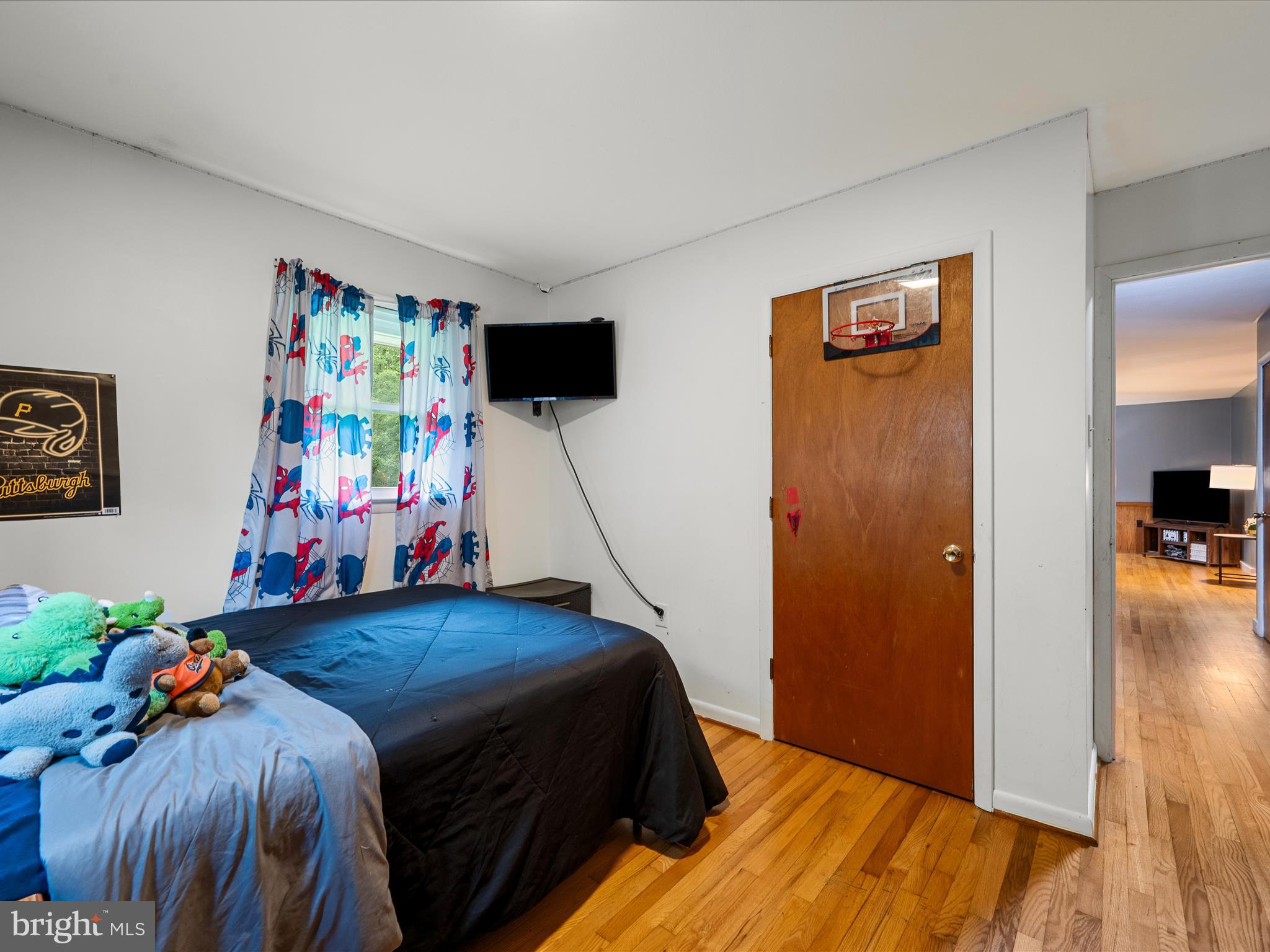 CREST VIEW - Residential