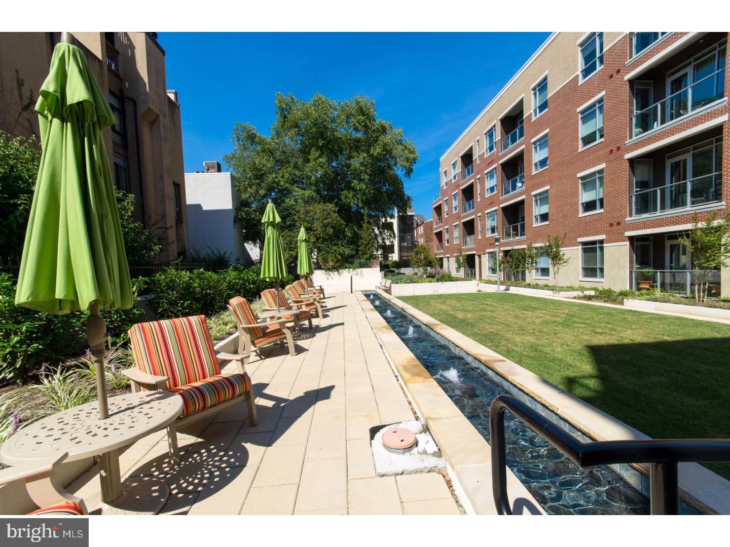 SOCIETY HILL - Residential