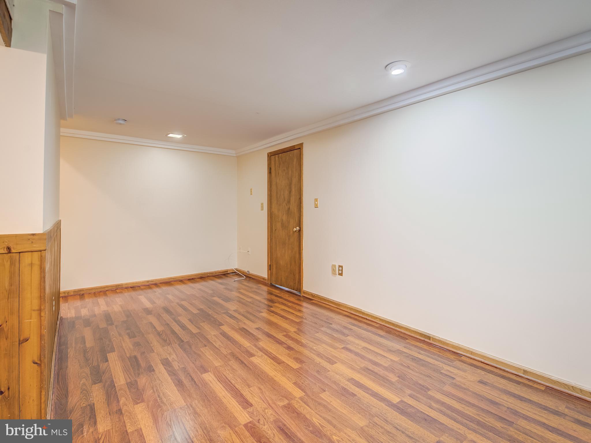 OVERLEA - Residential Lease