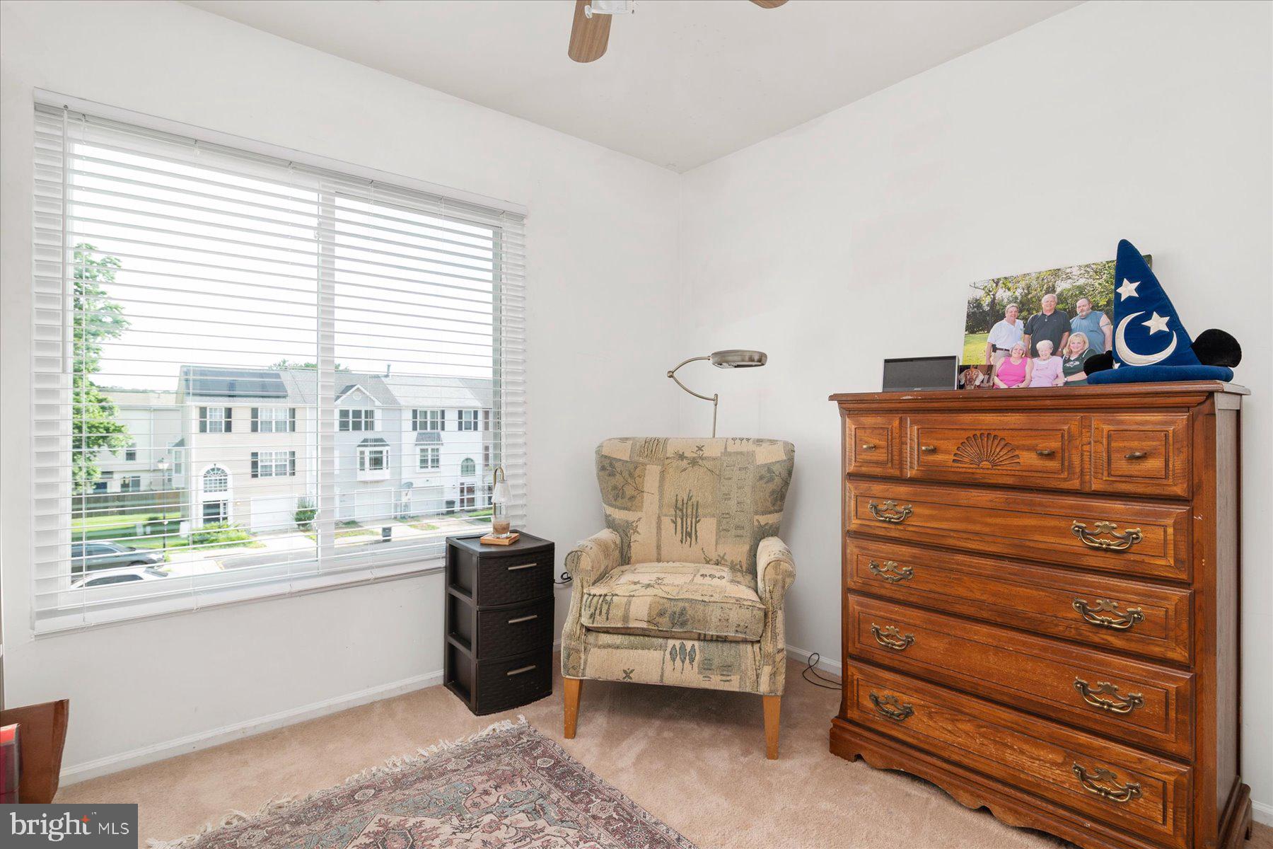 BURNT OAKS - Residential