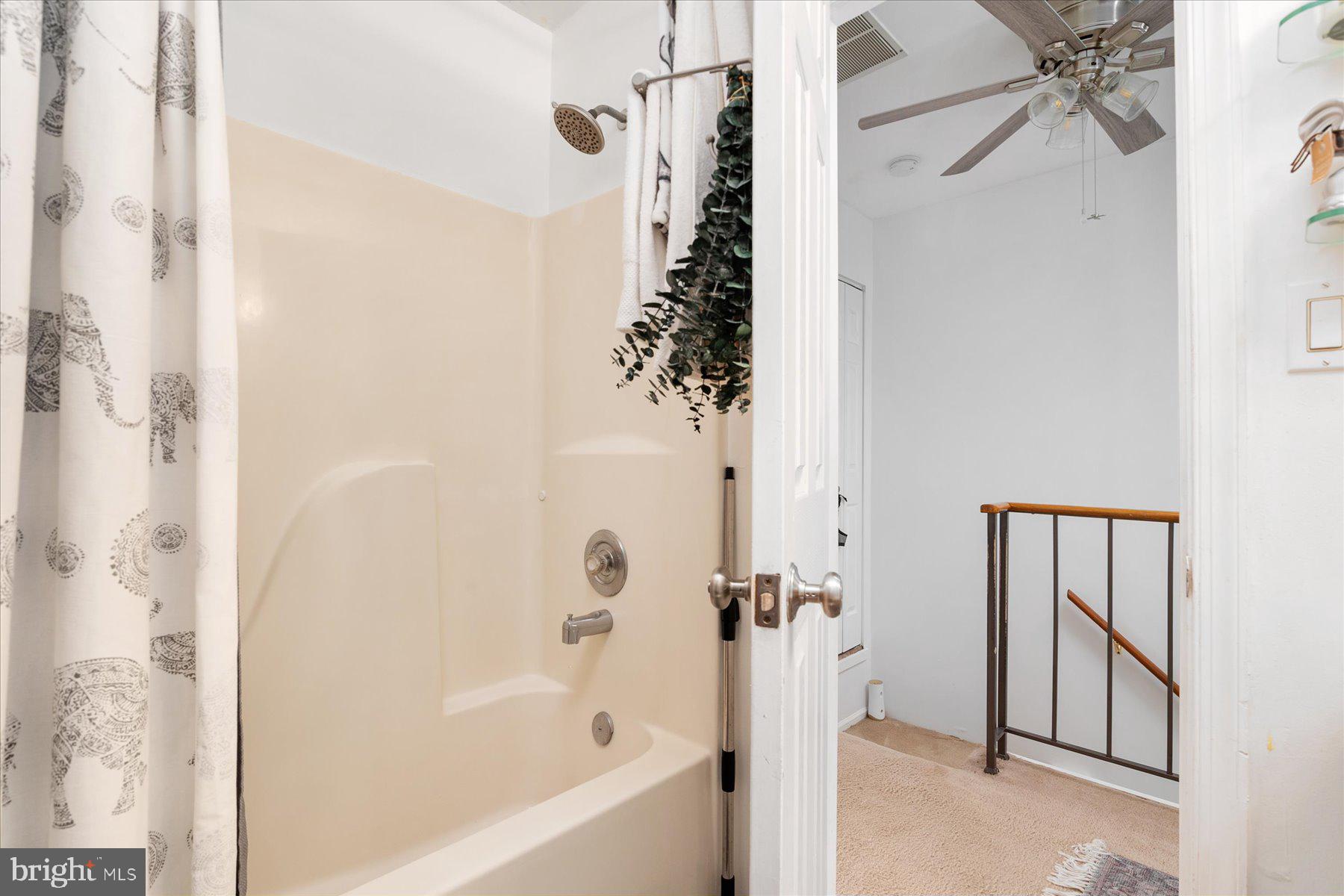 BURNT OAKS - Residential