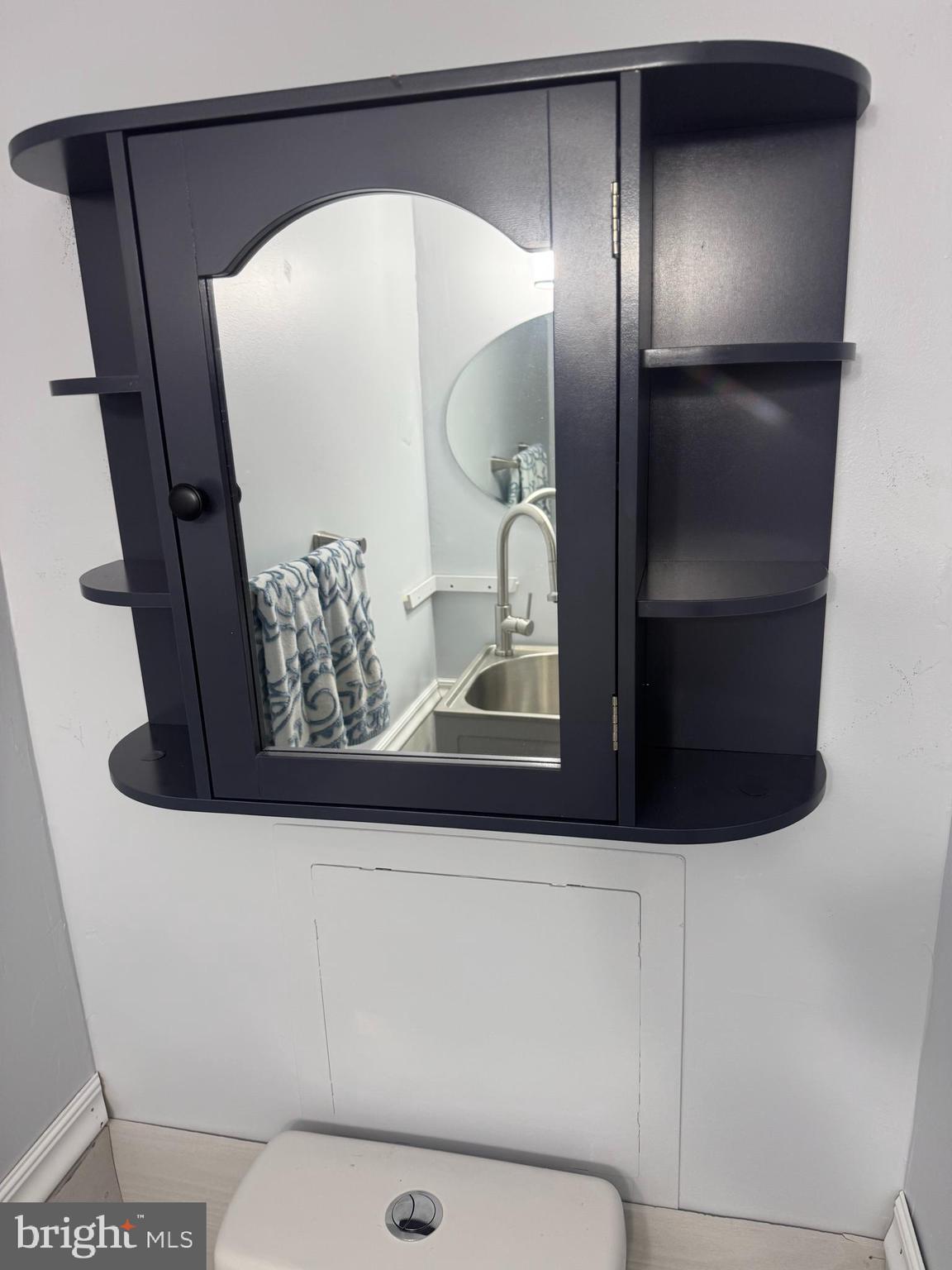 BURNT OAKS - Residential