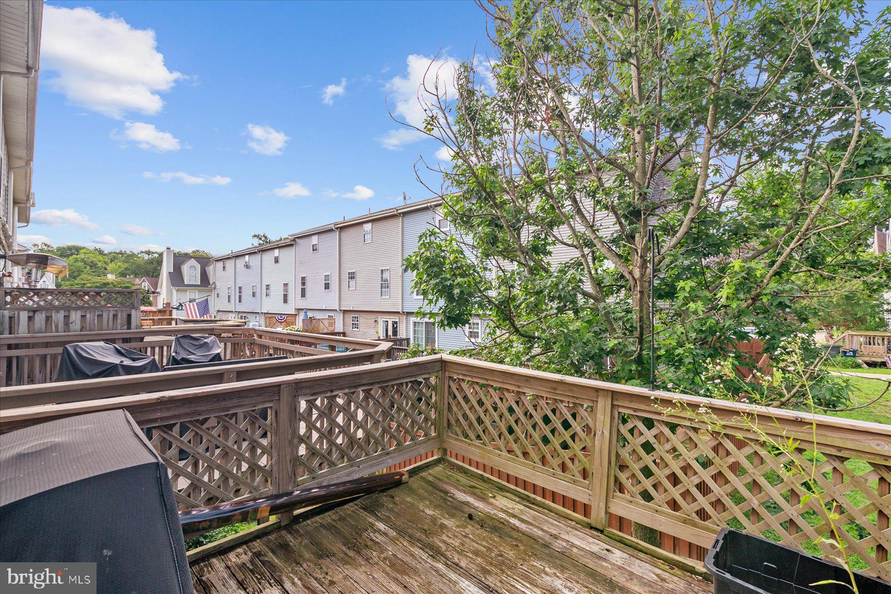 BURNT OAKS - Residential