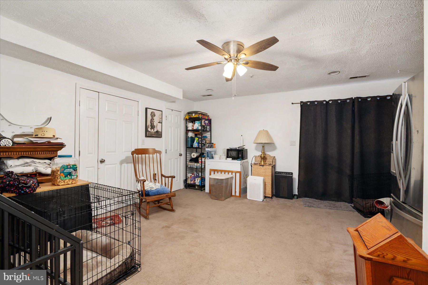 BURNT OAKS - Residential