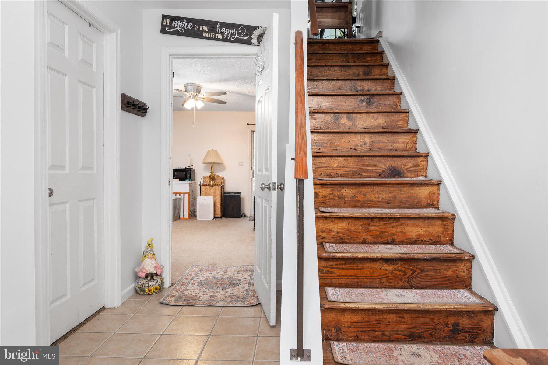 9428 SEA BREEZE COURT