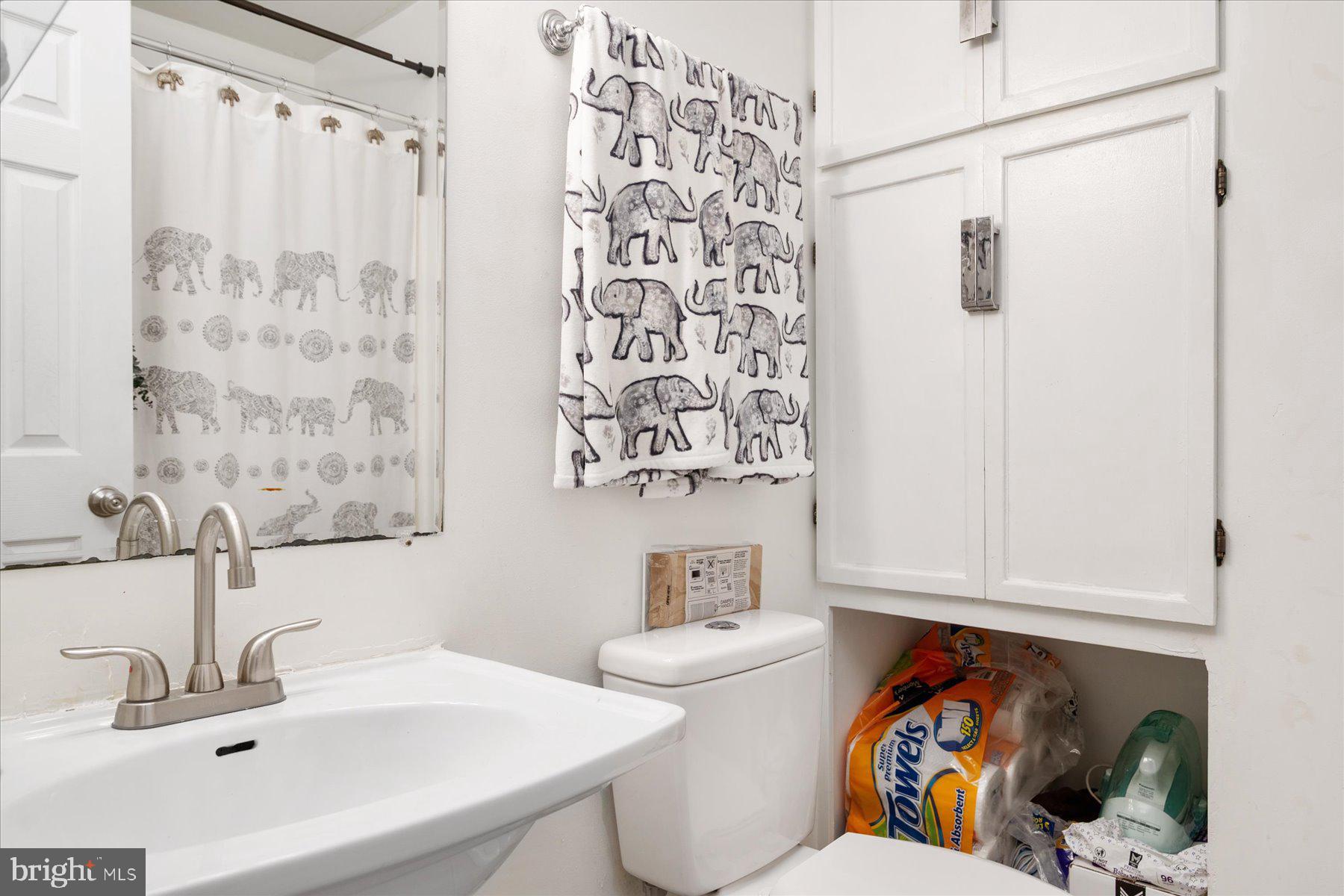 BURNT OAKS - Residential