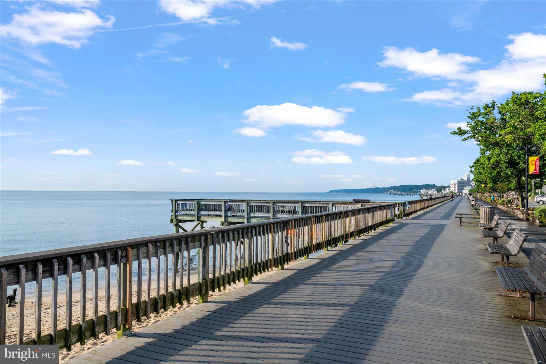 BURNT OAKS - Residential