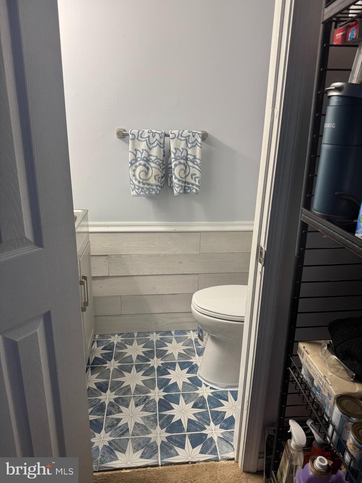 BURNT OAKS - Residential