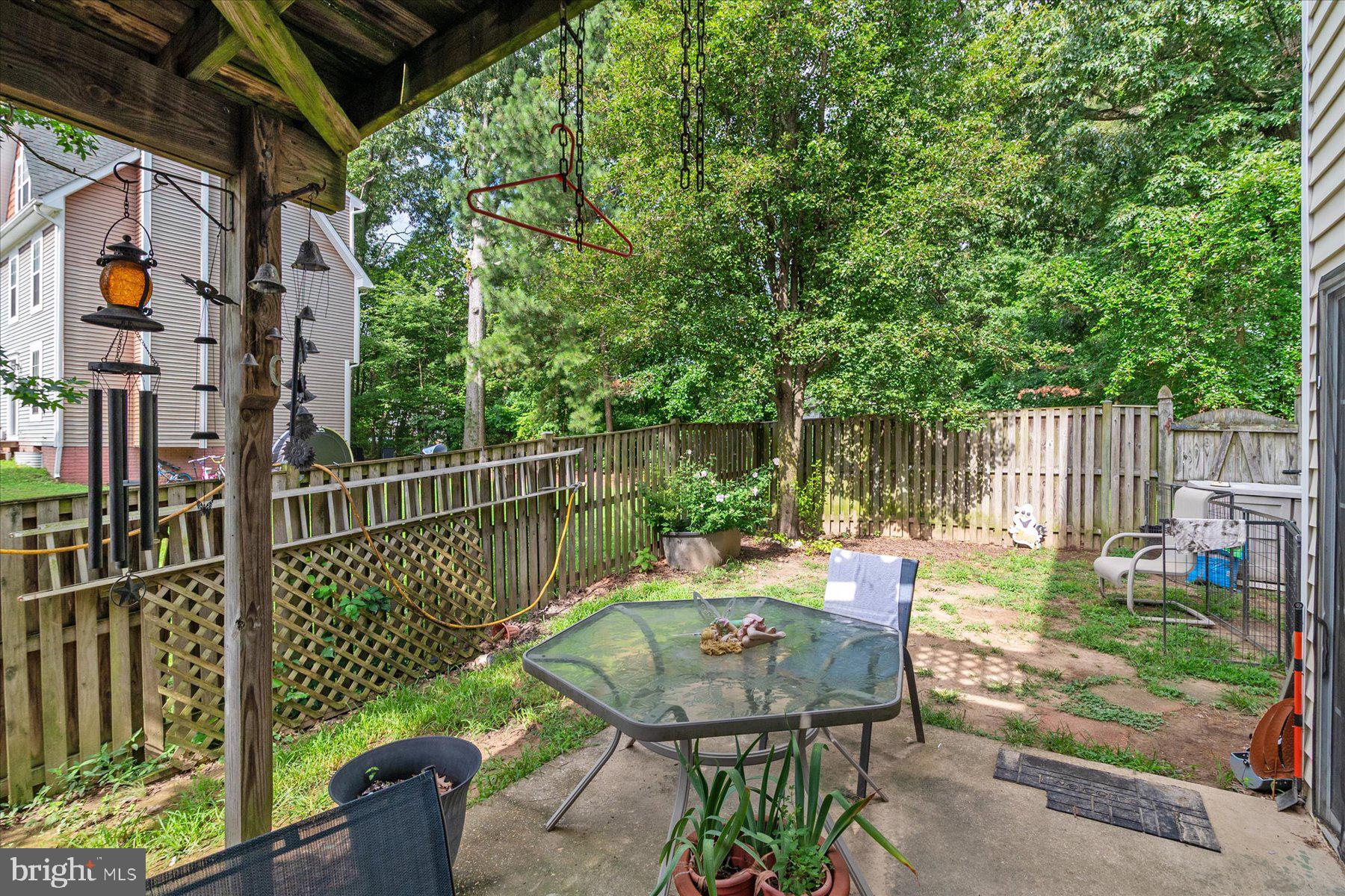 BURNT OAKS - Residential