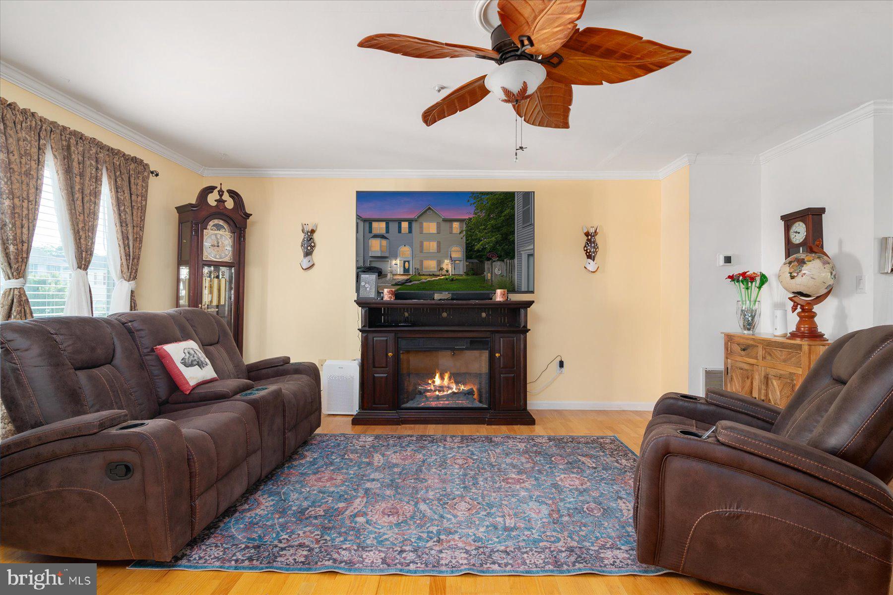 BURNT OAKS - Residential