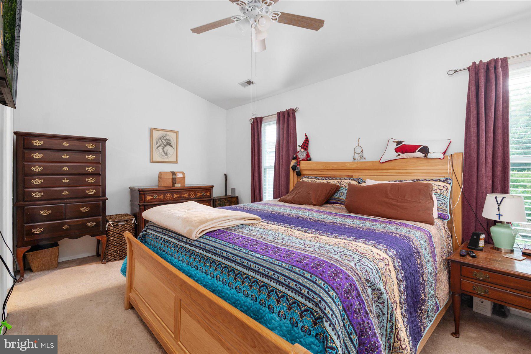 BURNT OAKS - Residential