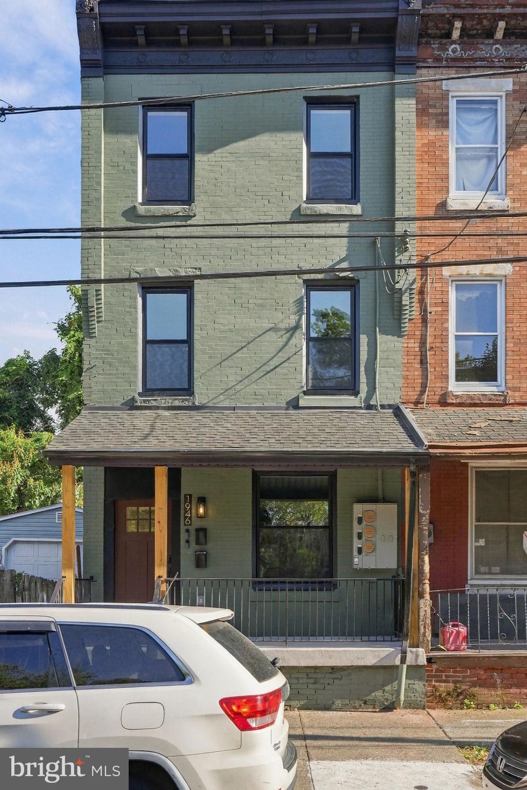 1946 ROWAN STREET