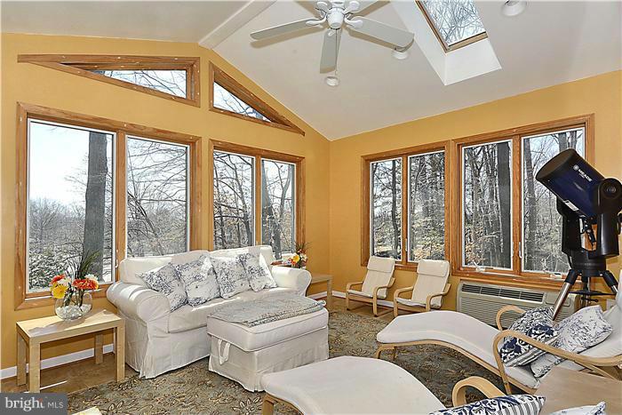 LAKEWOOD HILLS - Residential