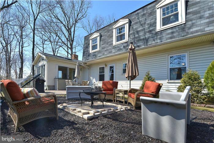 LAKEWOOD HILLS - Residential