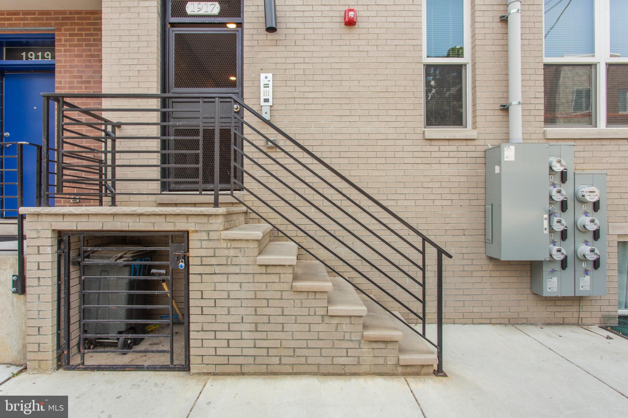 TEMPLE UNIVERSITY - Residential Lease