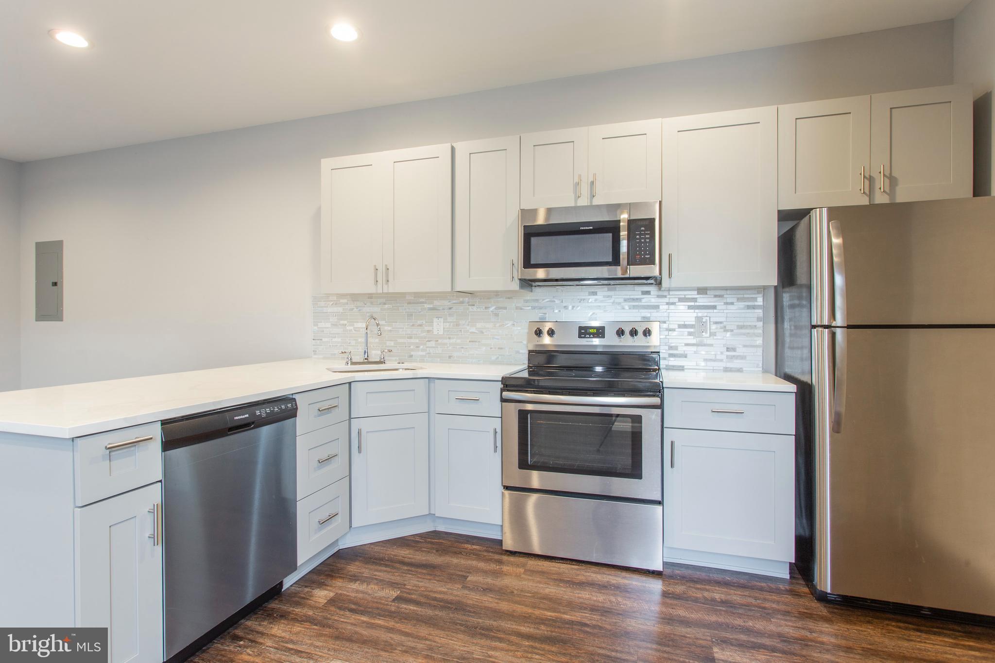 TEMPLE UNIVERSITY - Residential Lease